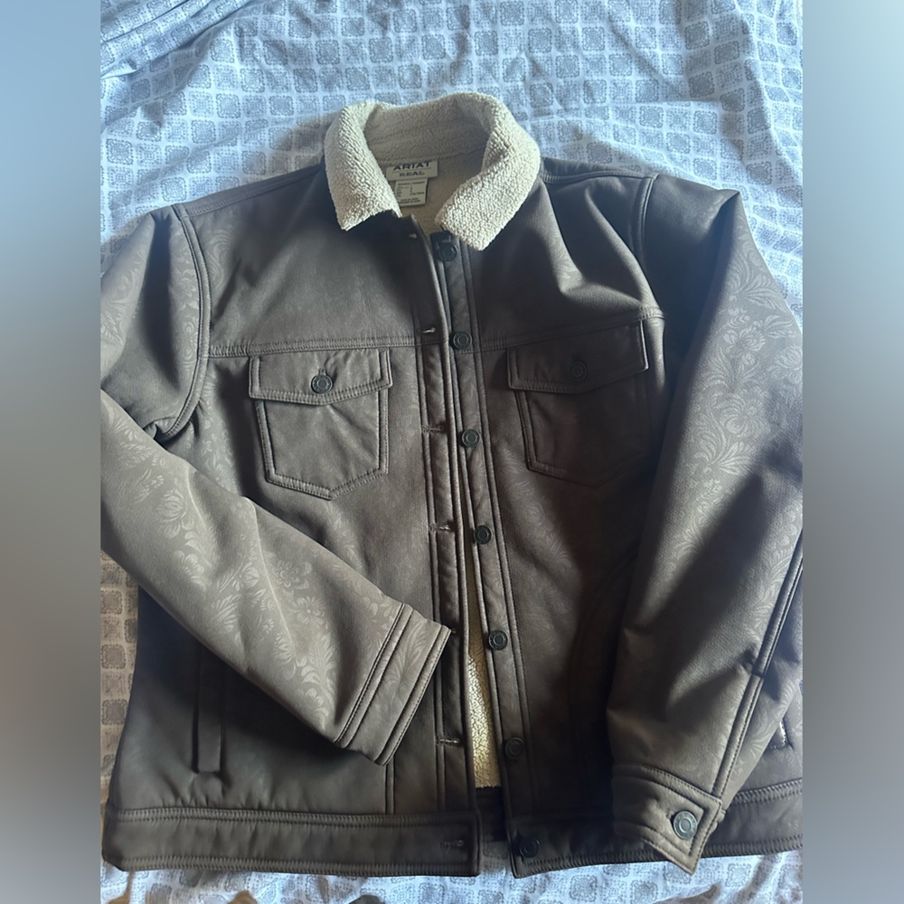 Women’s ariat soft shell
